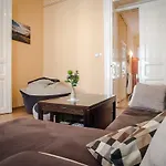 Muranyi Family Apartment
