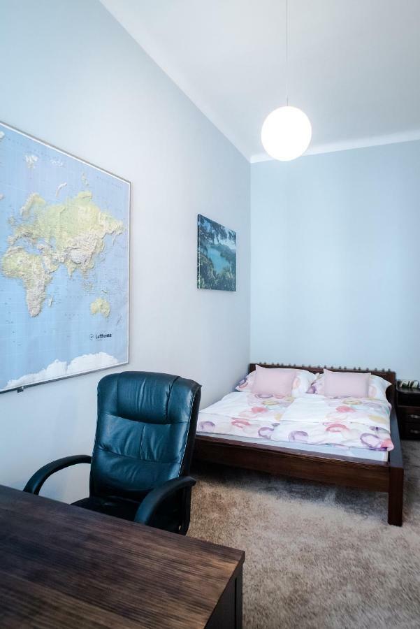 Muranyi Family Apartment