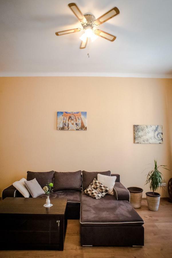 Muranyi Family Apartment *